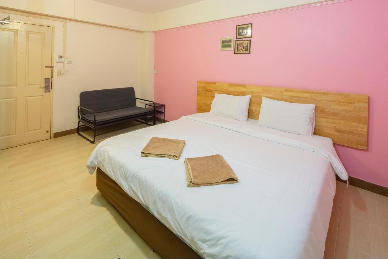 Hotel Gems Park Don Mueang Airport And Bts à Bangkok Extérieur photo